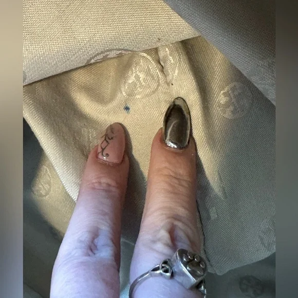 Tory Burch Amanda Purple Leather with COA - Picture 16 of 16